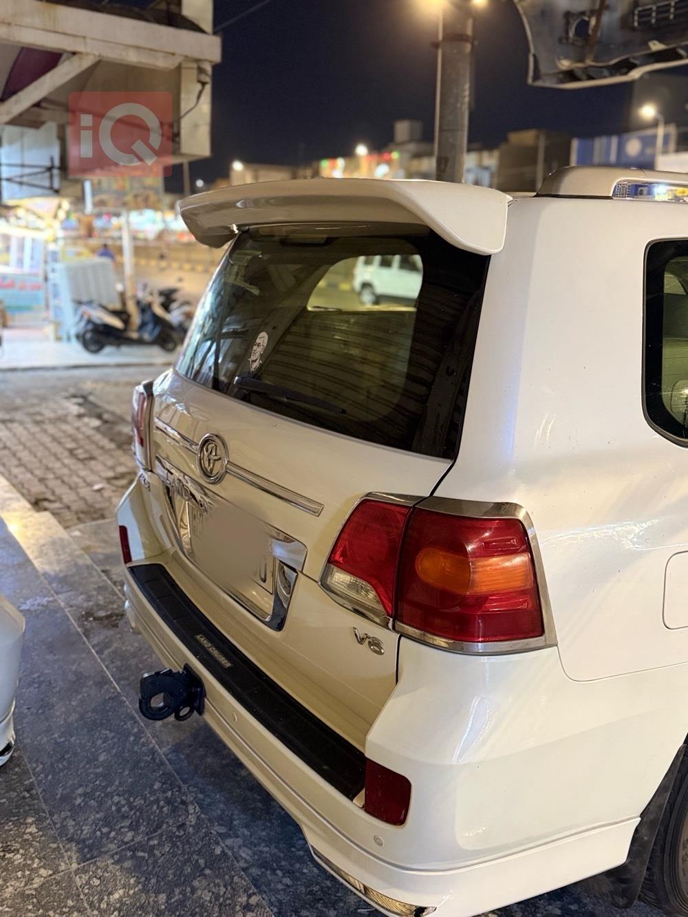 تويوتا لاندكروزر